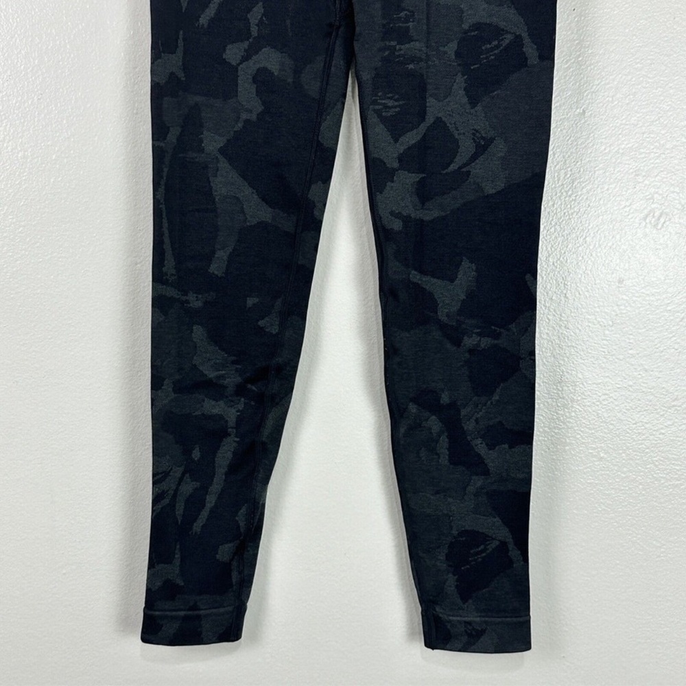 Gymshark Women's Leggings - Picture 6 of 9